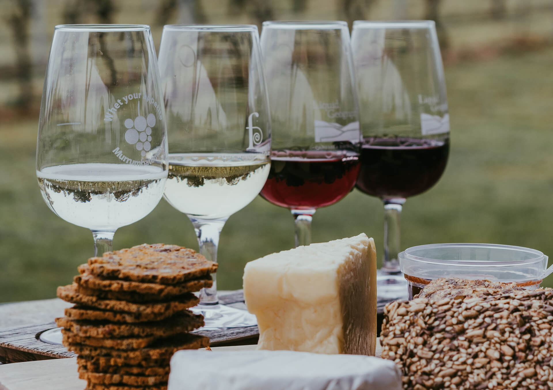 Quesos y embutidos naturales